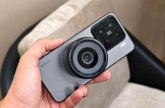 Xiaomi Unveils Modular Phone with 100MP Lens Attachment at MWC